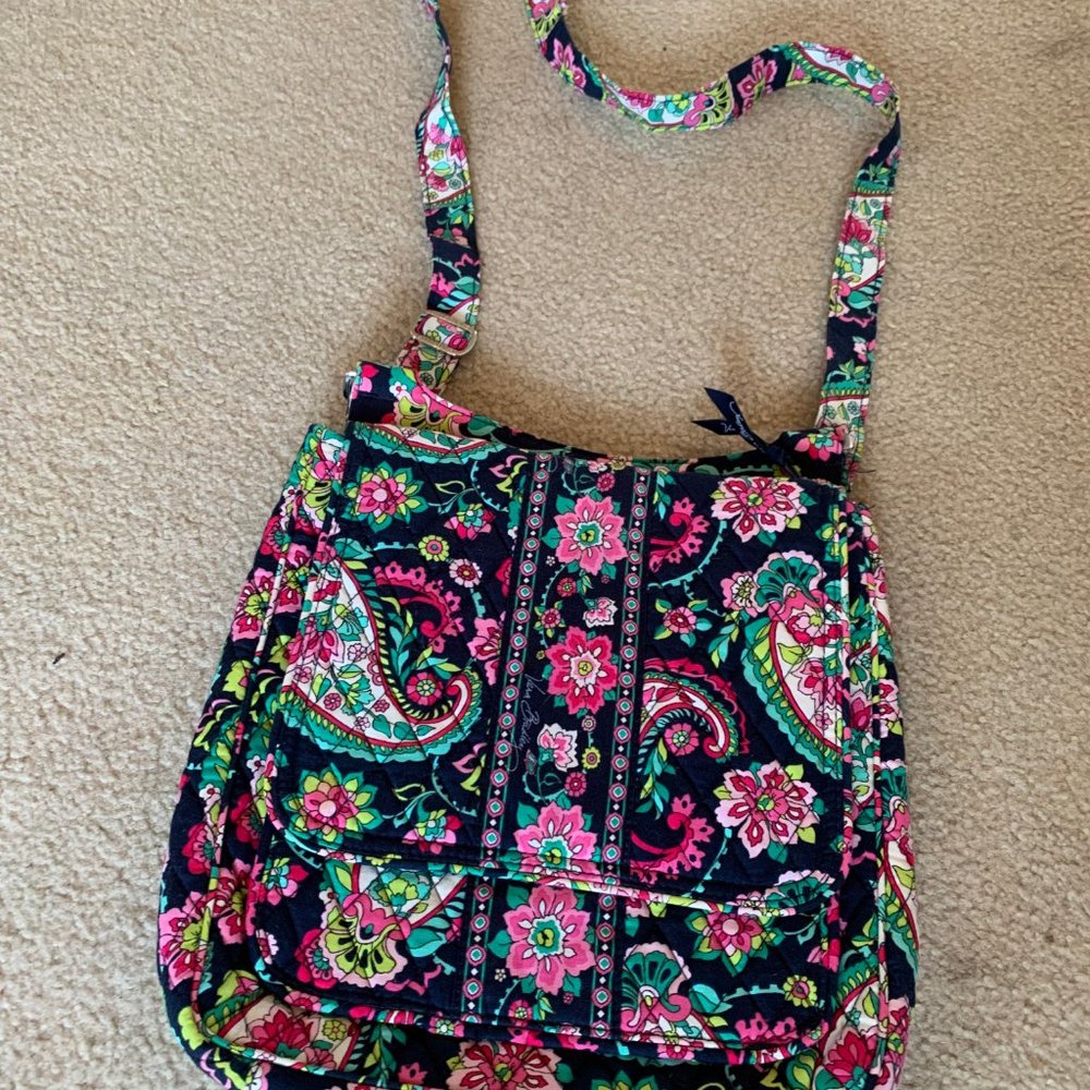 Vera Bradley Mailbag, Petal Paisley